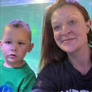 Meet your Posher, April